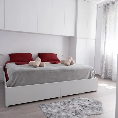 Euphoria 2 Apartment *